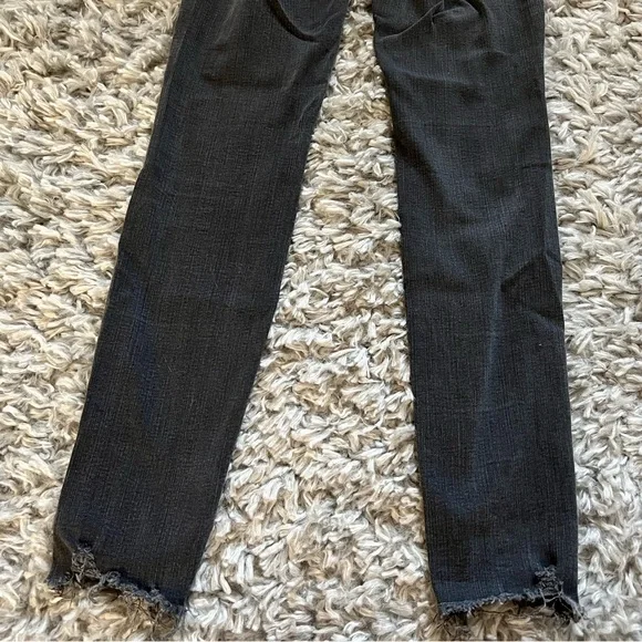 Madewell skinny jeans - Picture 7 of 8